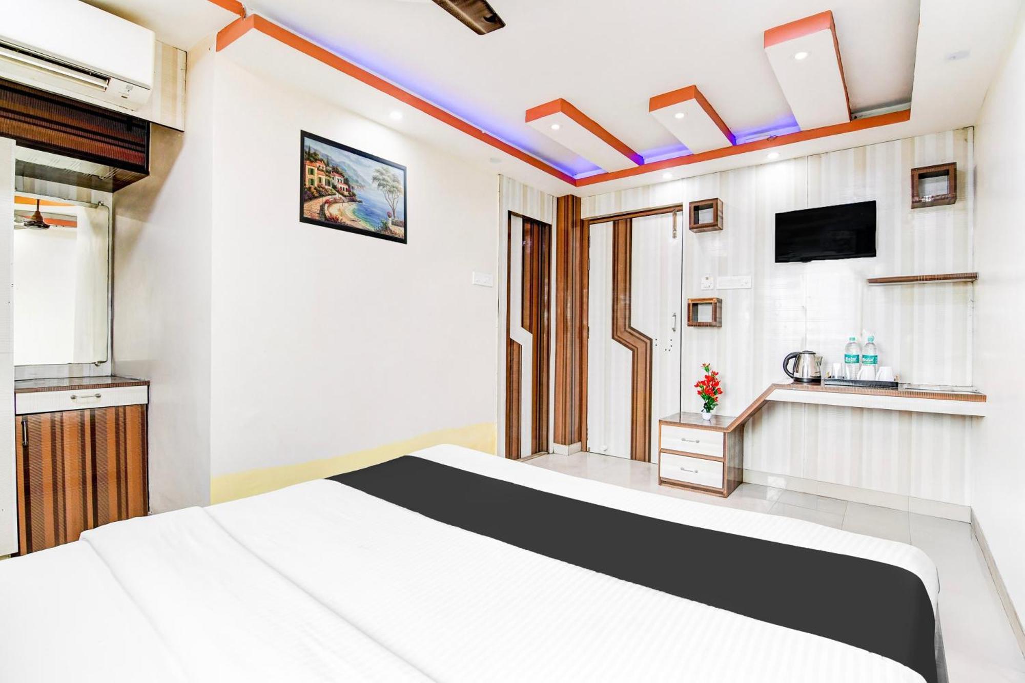 Super Hotel O Tagore Park Ruby Road Kolkata Exterior photo