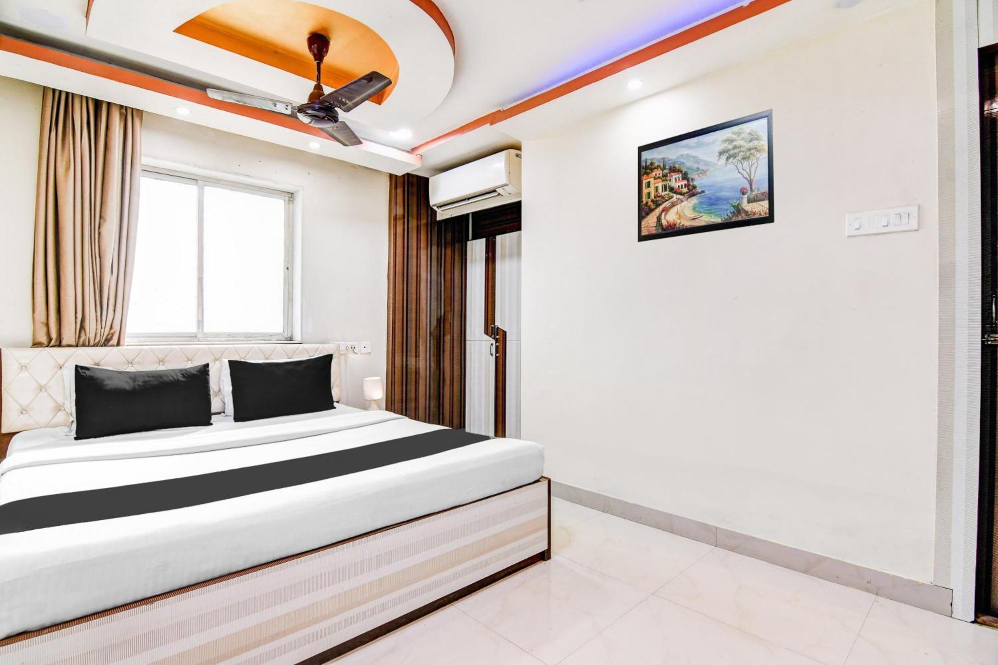Super Hotel O Tagore Park Ruby Road Kolkata Exterior photo