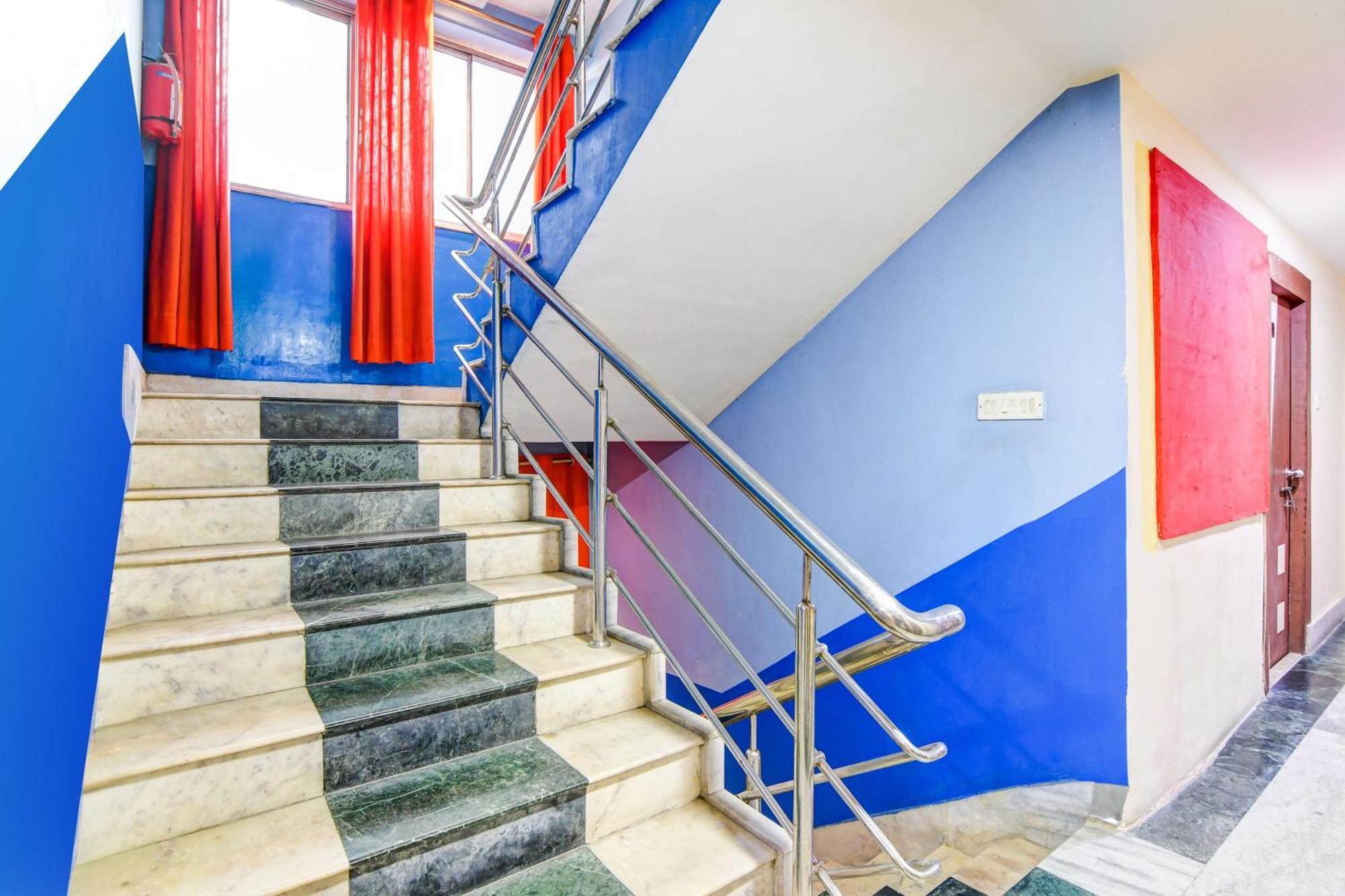 Super Hotel O Tagore Park Ruby Road Kolkata Exterior photo