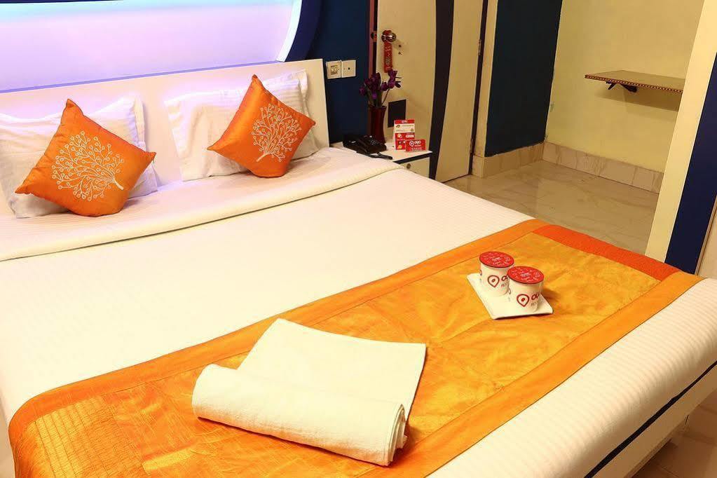 Super Hotel O Tagore Park Ruby Road Kolkata Exterior photo